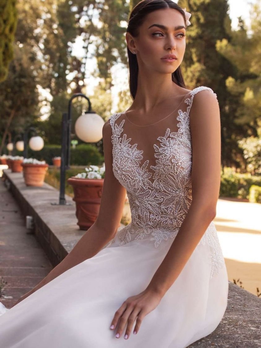 pronovias-io-beaded-princess-ball-gown-3.jpg