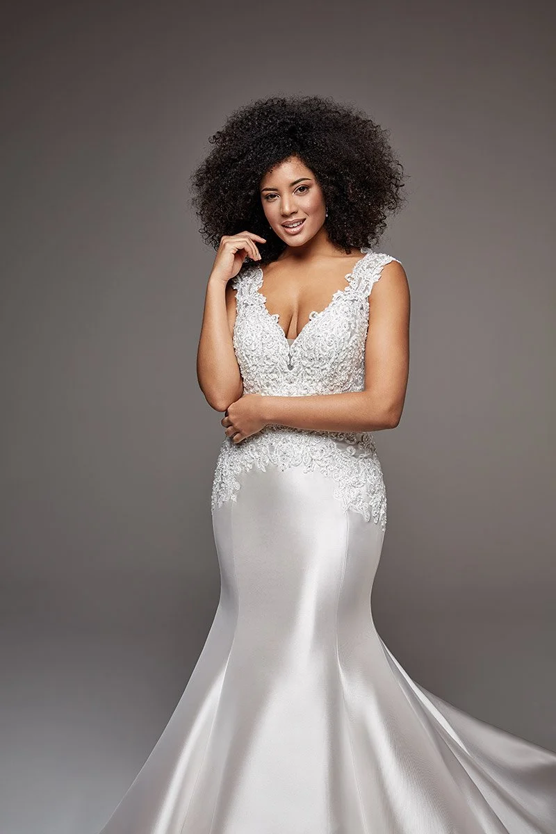 Eddy K Milano | MD330 | SIZE 16 — Ellie's Bridal Boutique