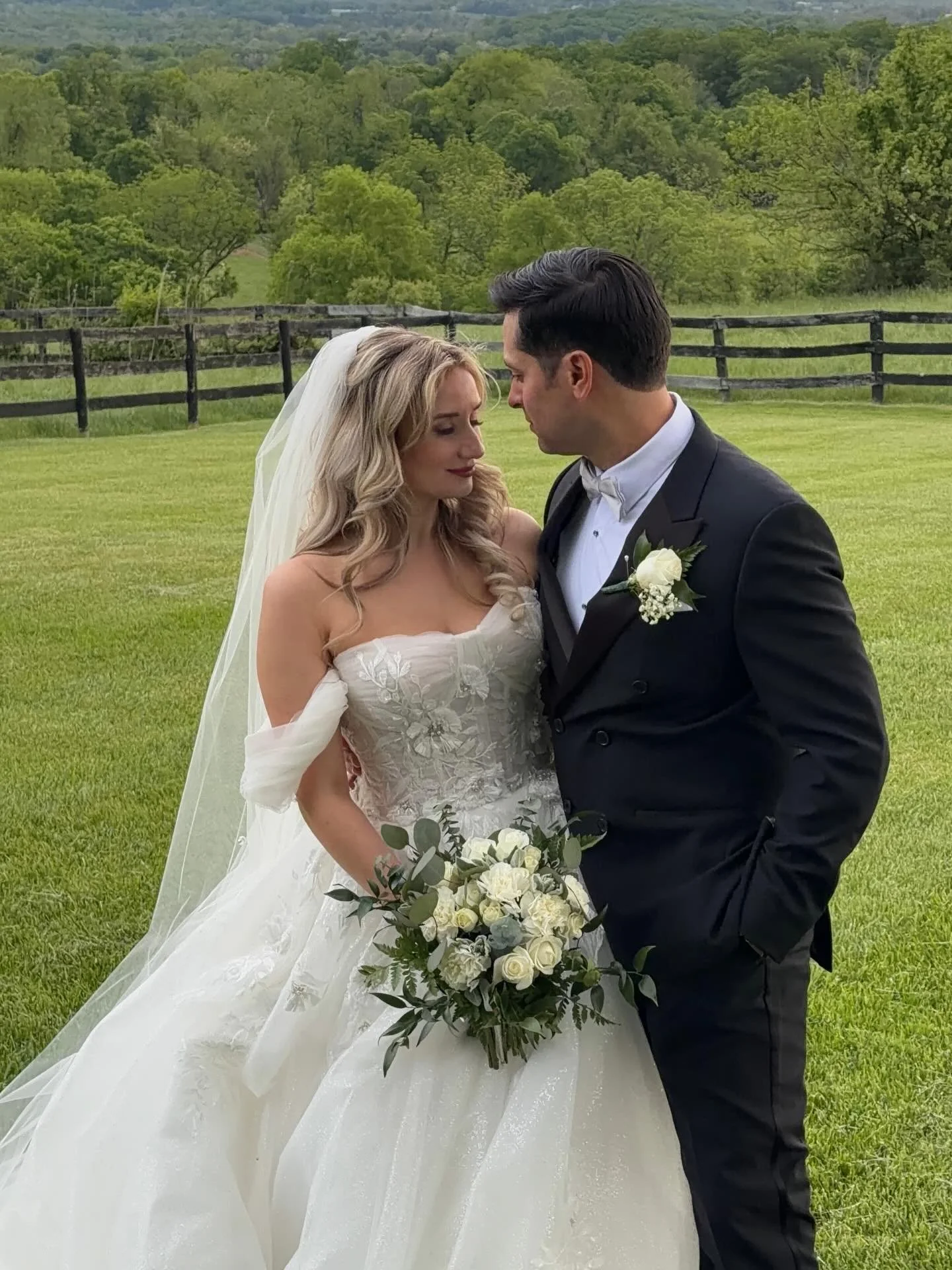 Katie &amp; Christian are MARRIED 🥰💕❤️ Another beautiful bride turned newlywed 💍 @wanderlust.tales @honeydosocials