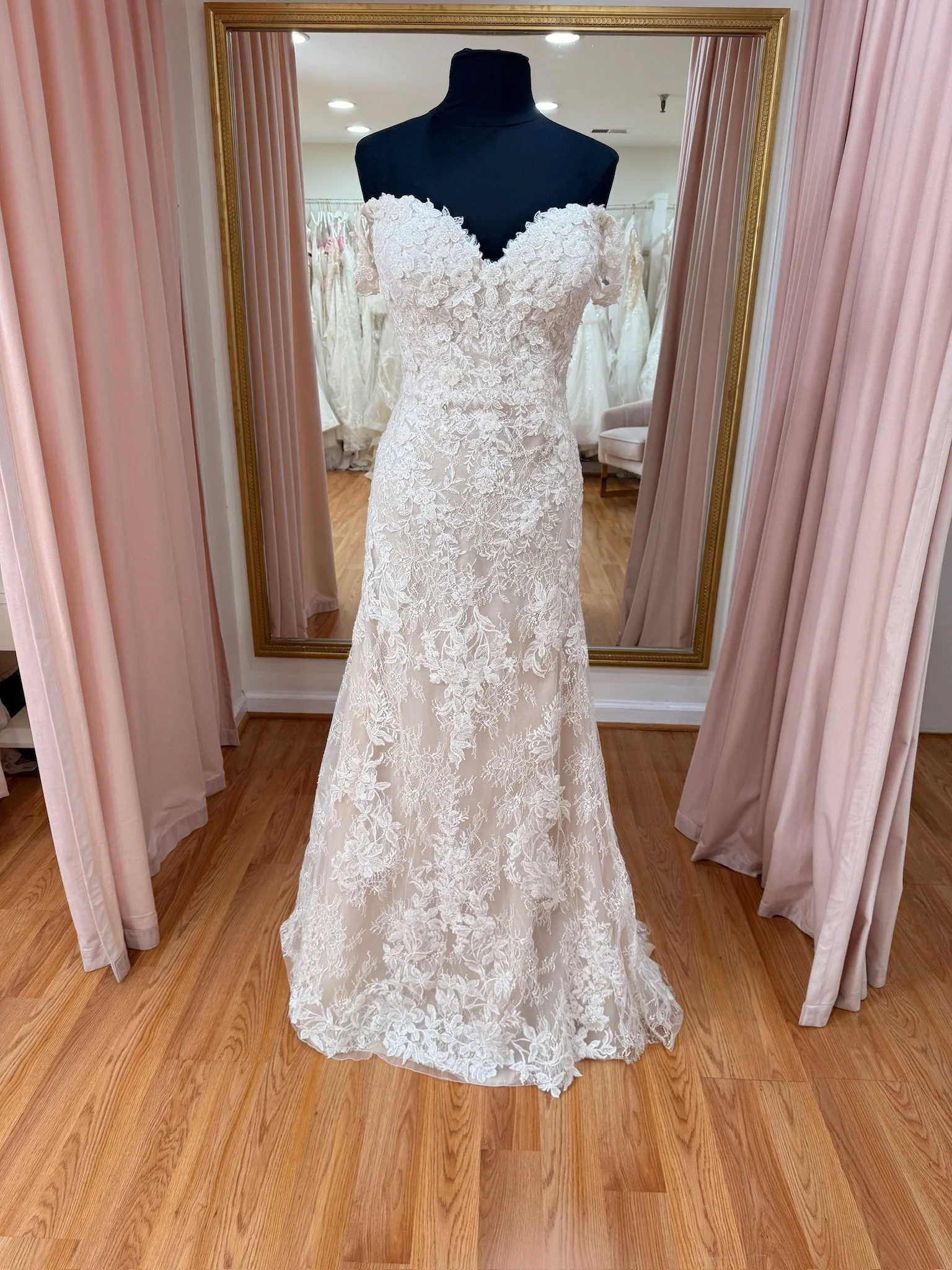 Pronovias | PHUKET | SIZE 14