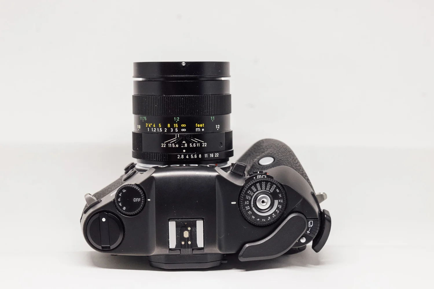 Leica R8 with Power Winder — Scoundrels + Rakes