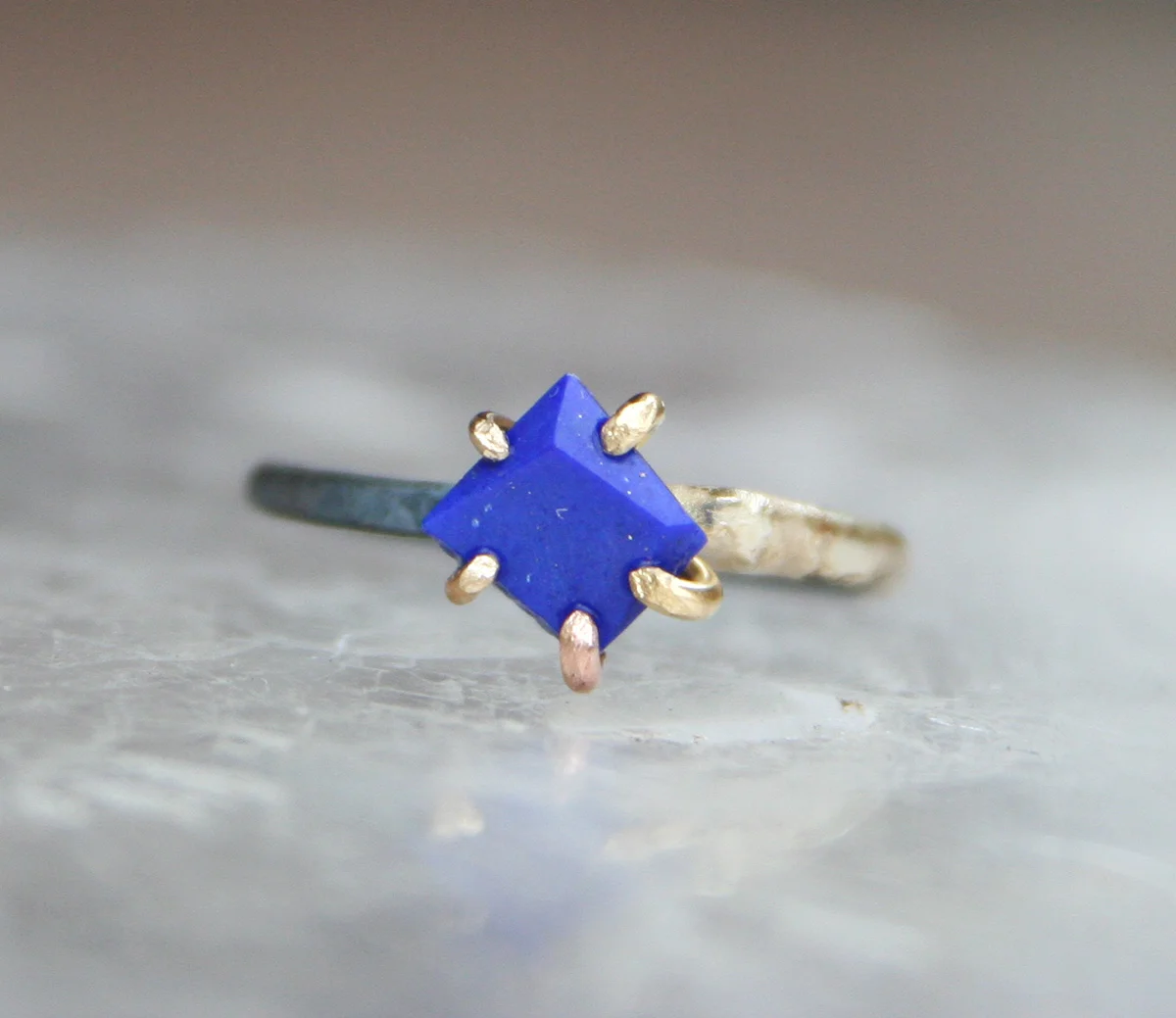 Afghani Lapis Small Stone Ring