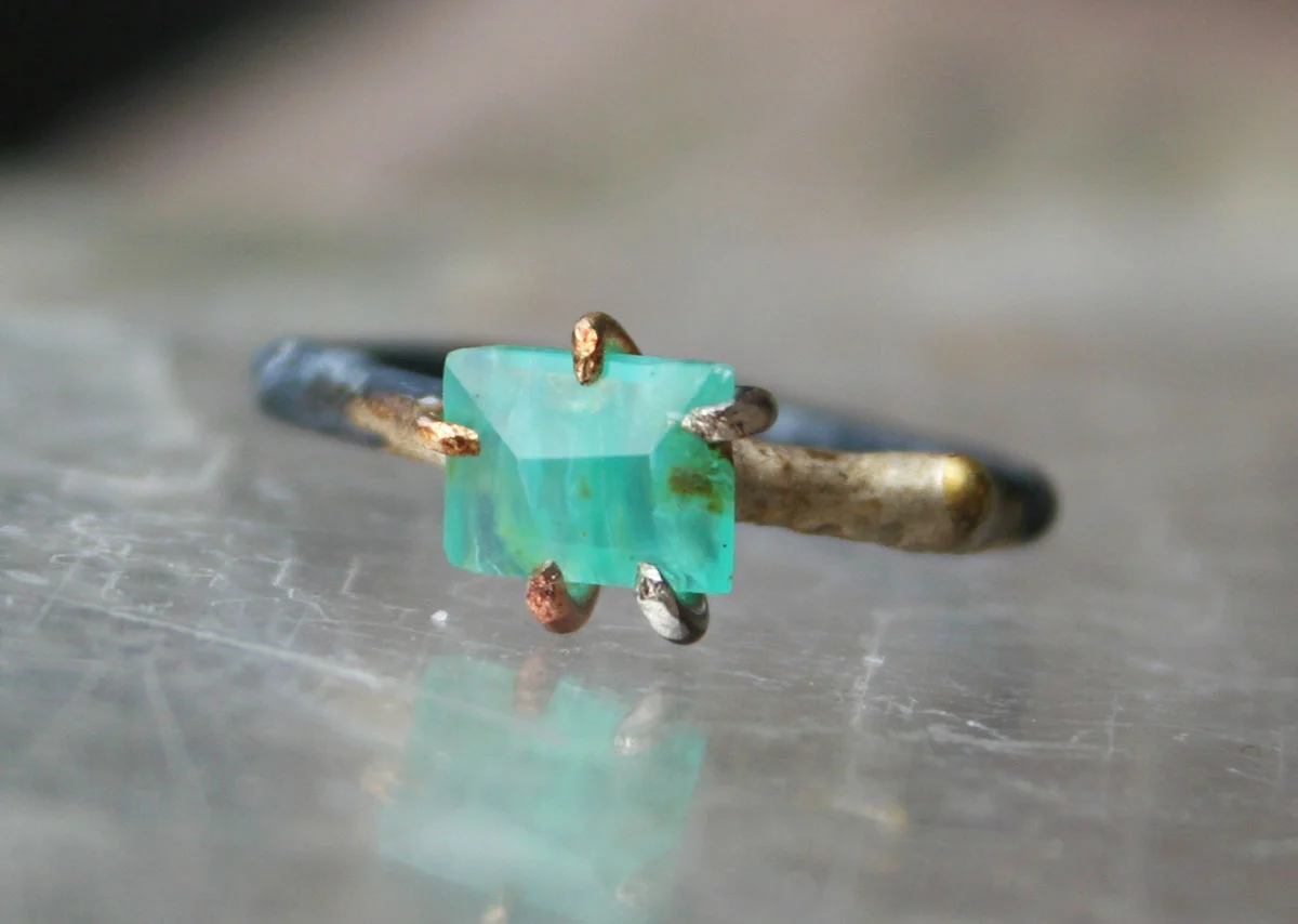 Peruvian Opal Small Stone Ring