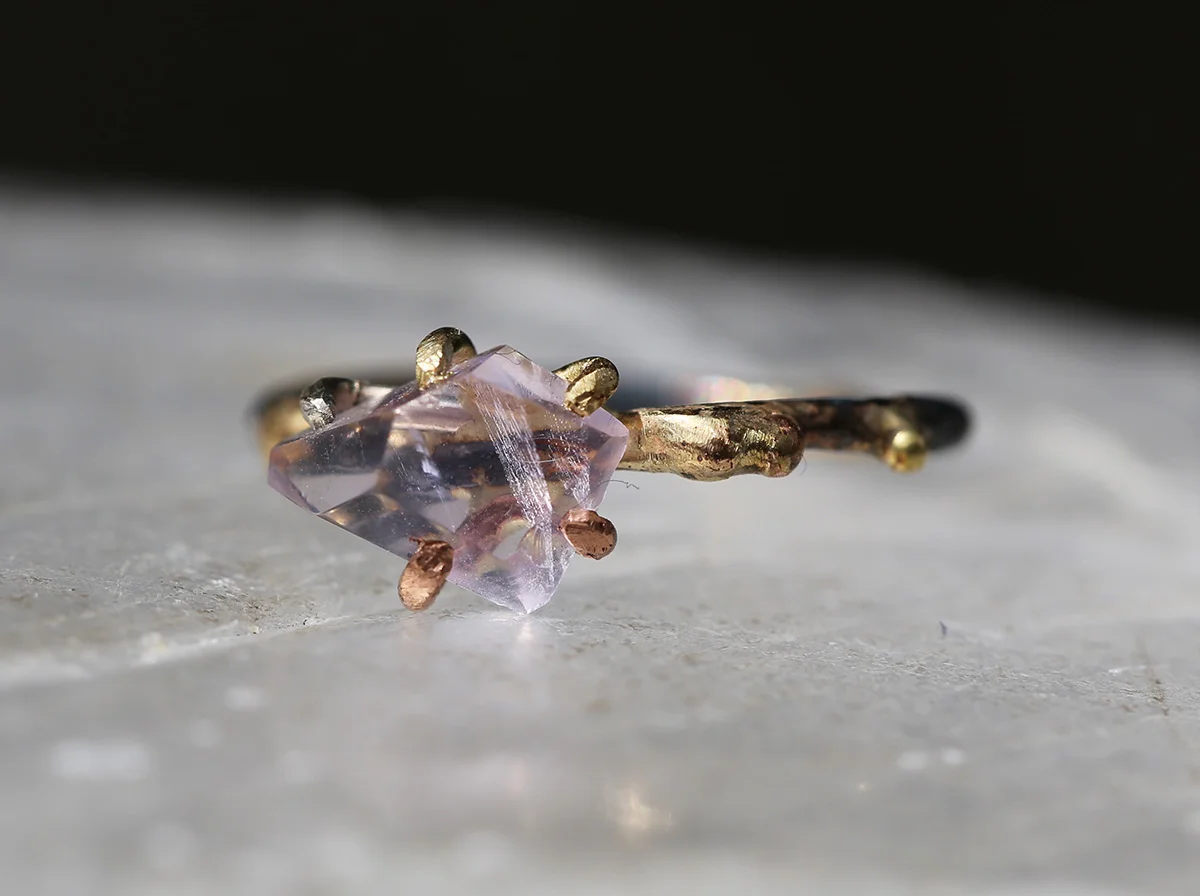Rose de France Amethyst Small Stone Rings