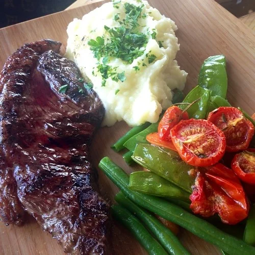  Picanha (top sirlon) with mashed potatoes and mixed roasted vegetables