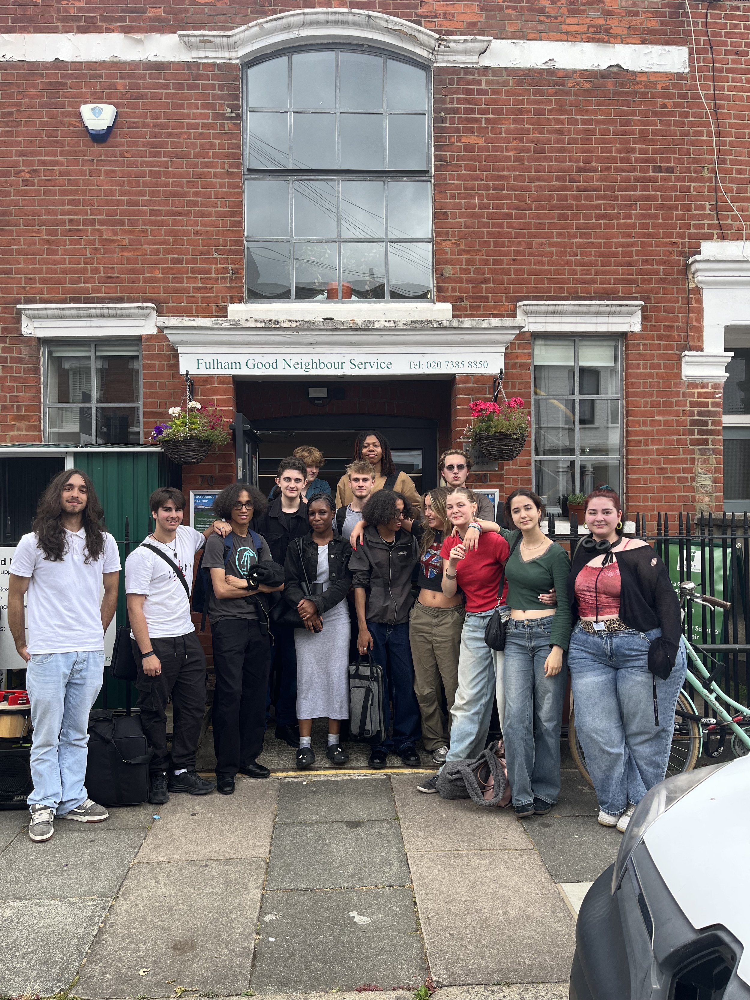 Sixth Formers perform an acoustic lunchtime gig at Fulham Good Neighbours