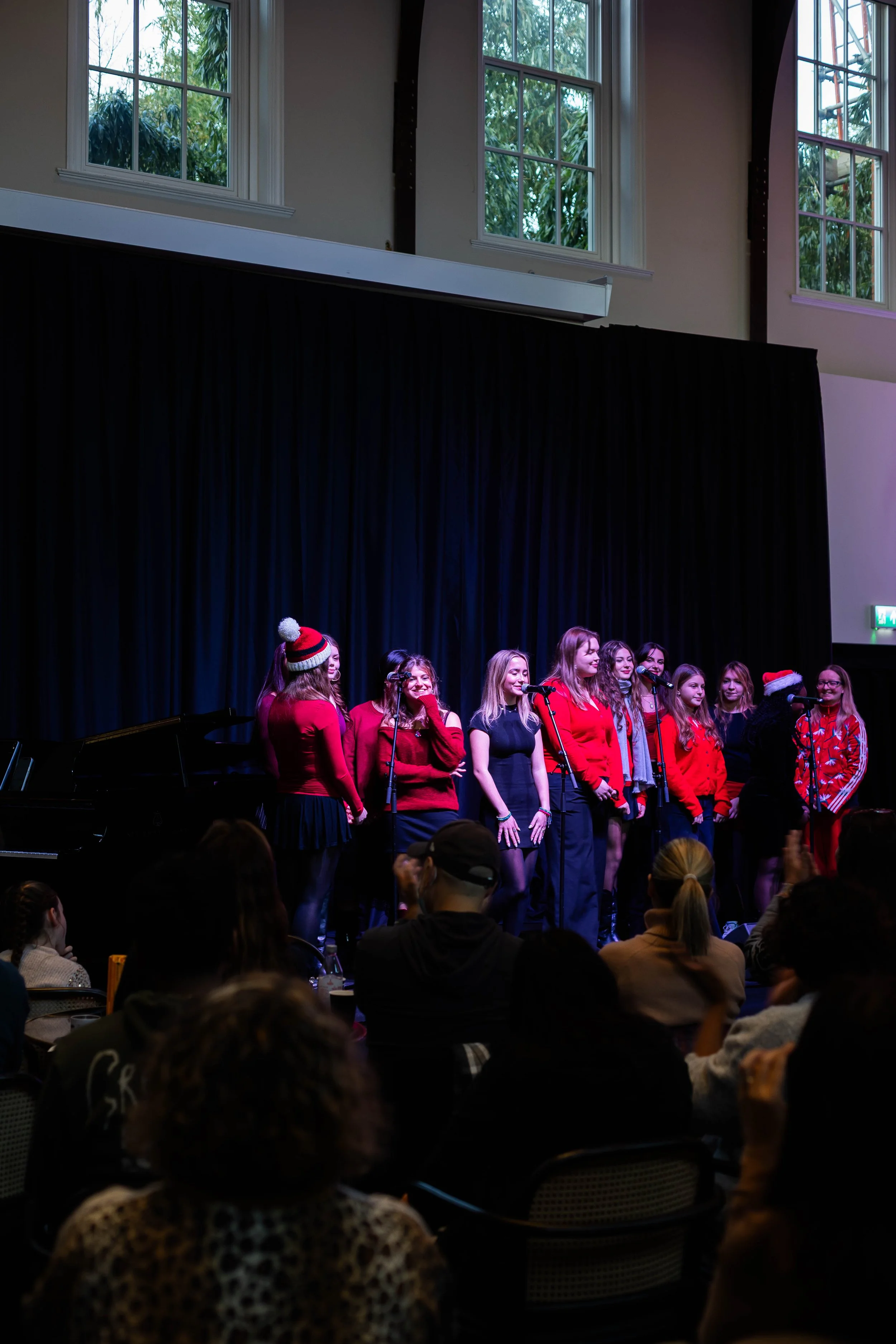 251214 A Not So Silent Night 030.jpg