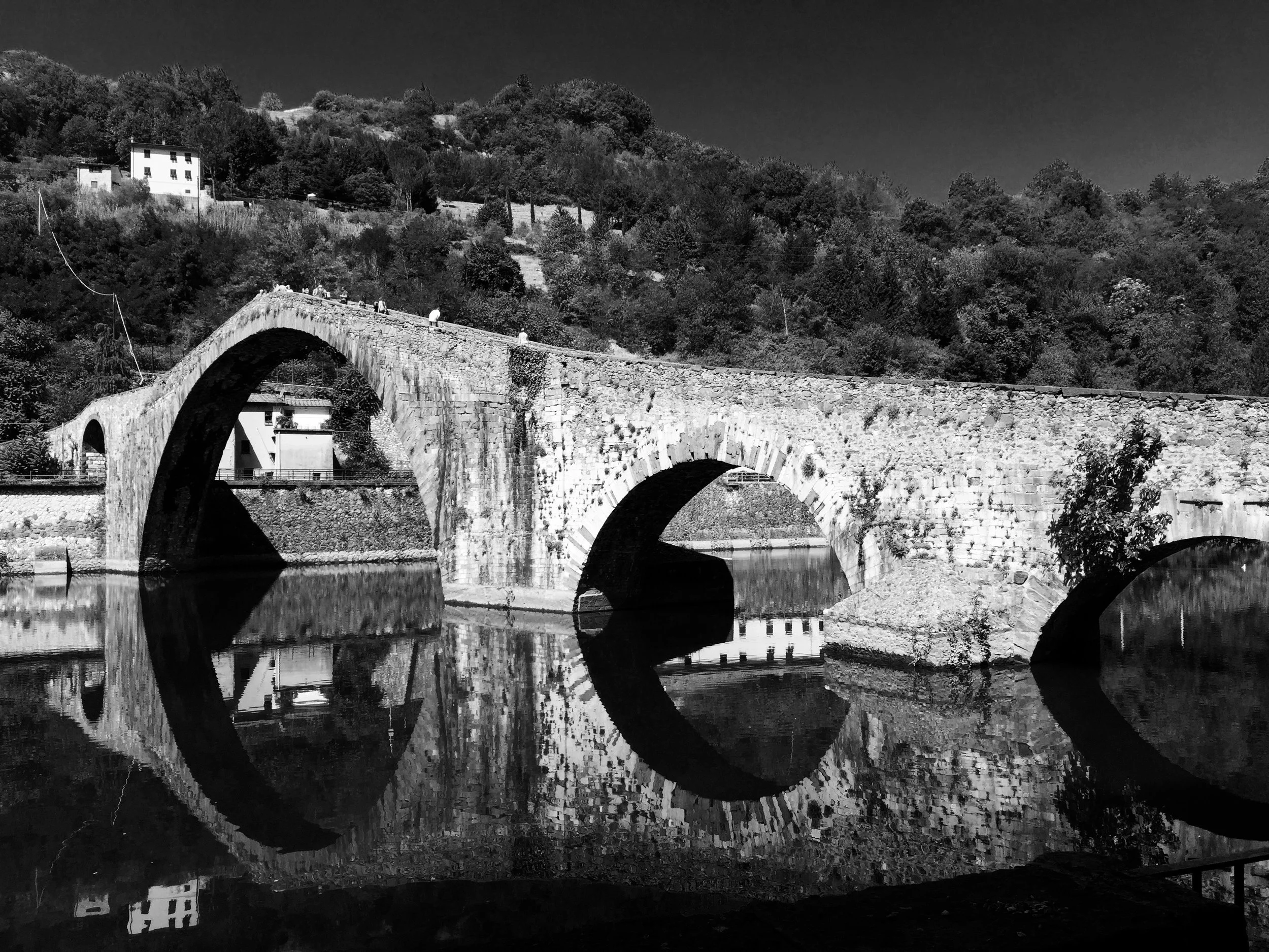 Il Ponte del Diavolo, Borgo a Mozzano, Italia