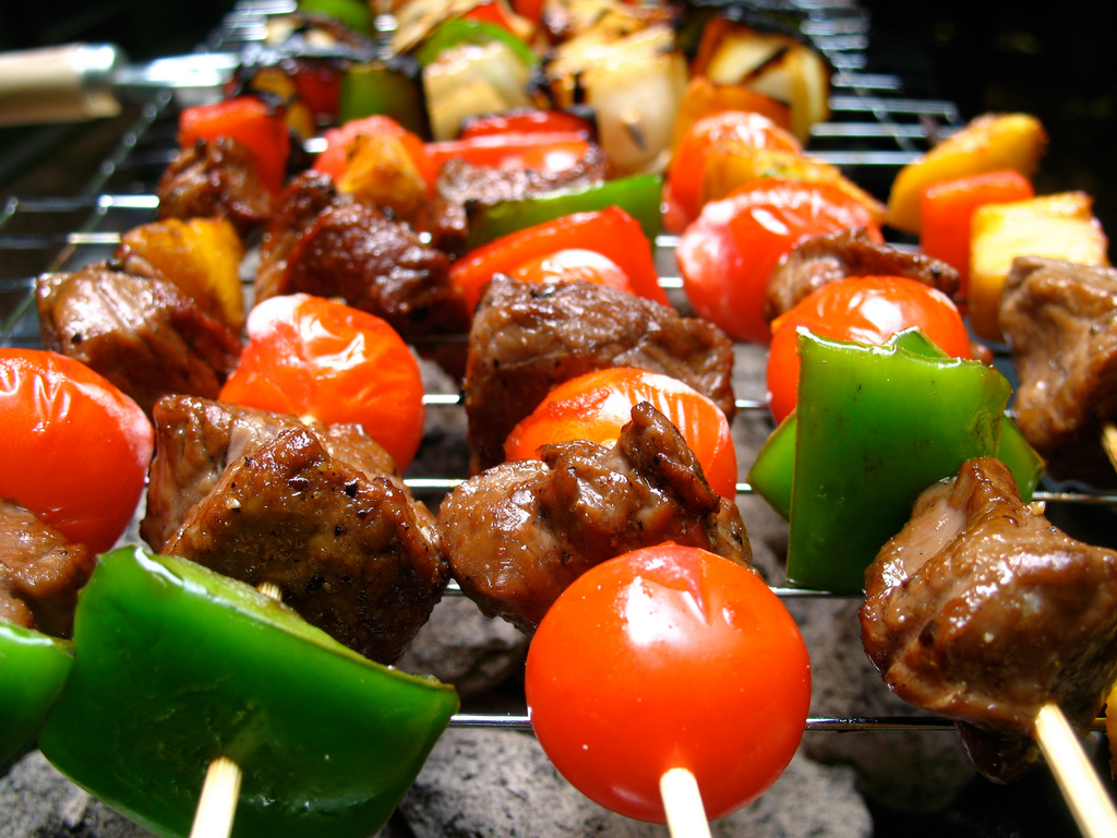 Lean beef & vegetable kebabs - High in IROn & VItamin C