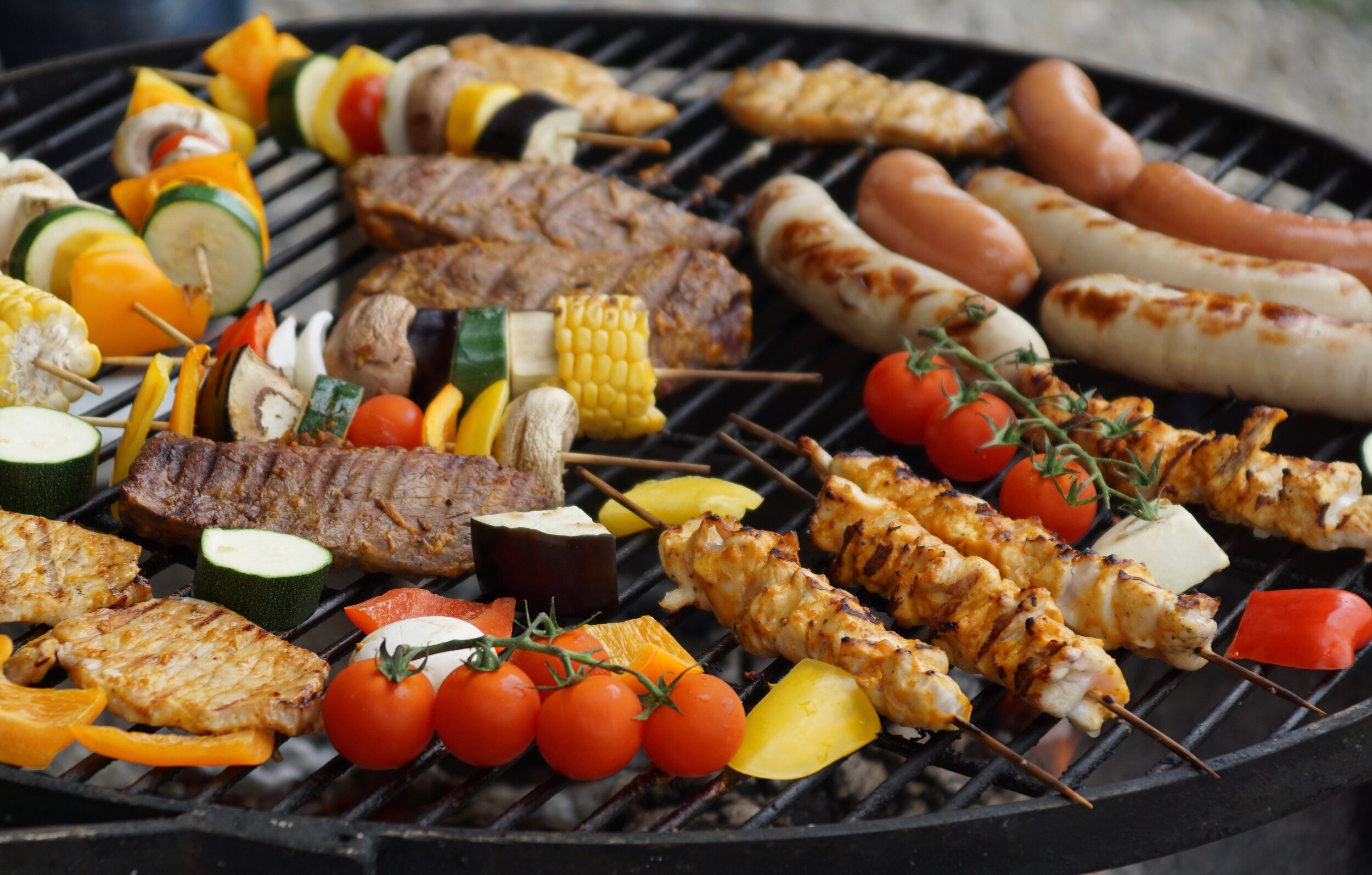 barbecue-bbq-beef-charcoal-533325.jpg