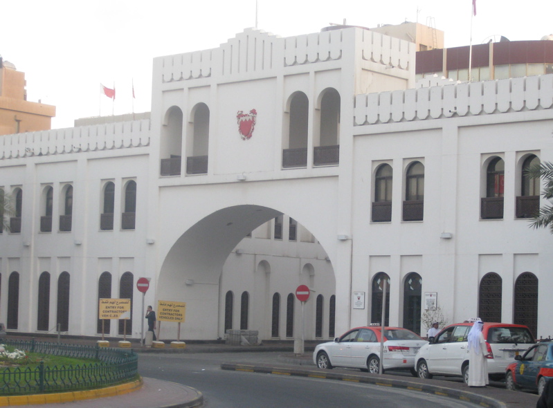 gate to souk.jpg