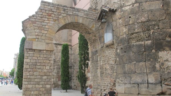 Roman wall.jpg