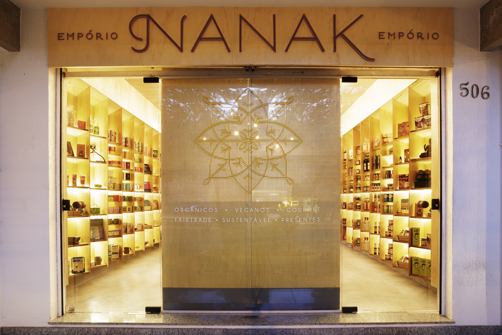 07_EMPÓRIO NANAK_por Gabriel Castro.png