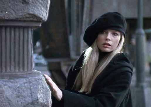 vicki-vale-kim-basinger.jpg