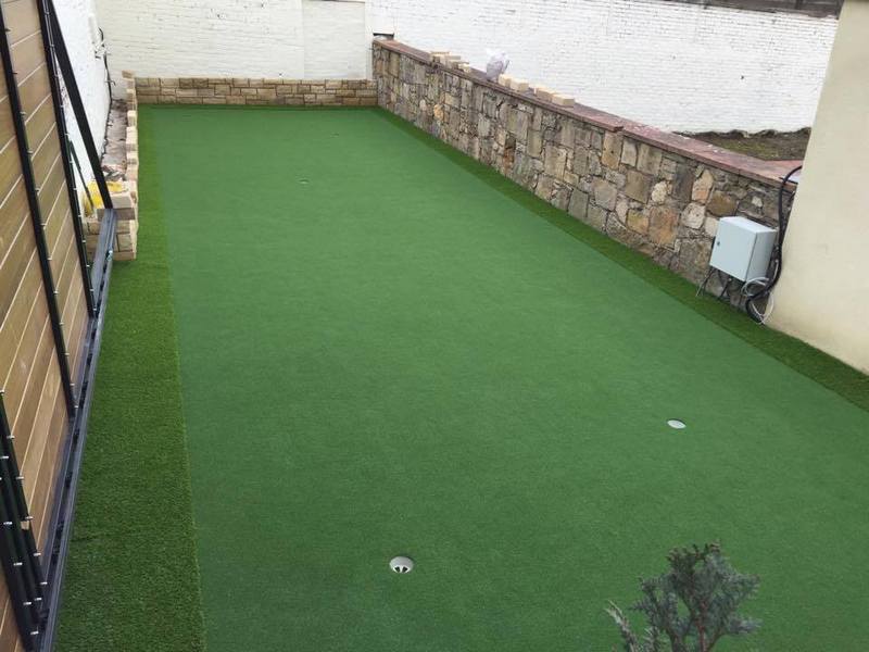 Artificial golf surface.jpg