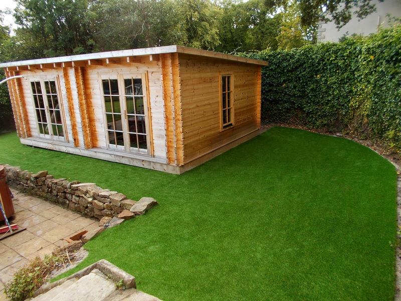 artificial grass installation.jpg