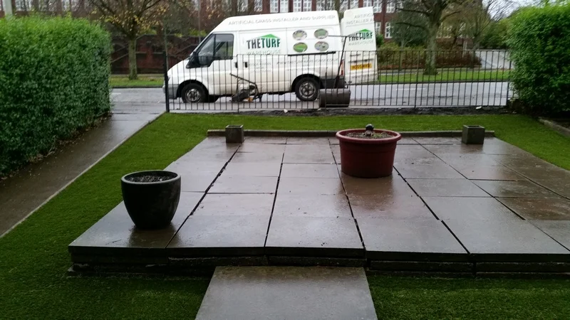 artificial turf front garden.jpg