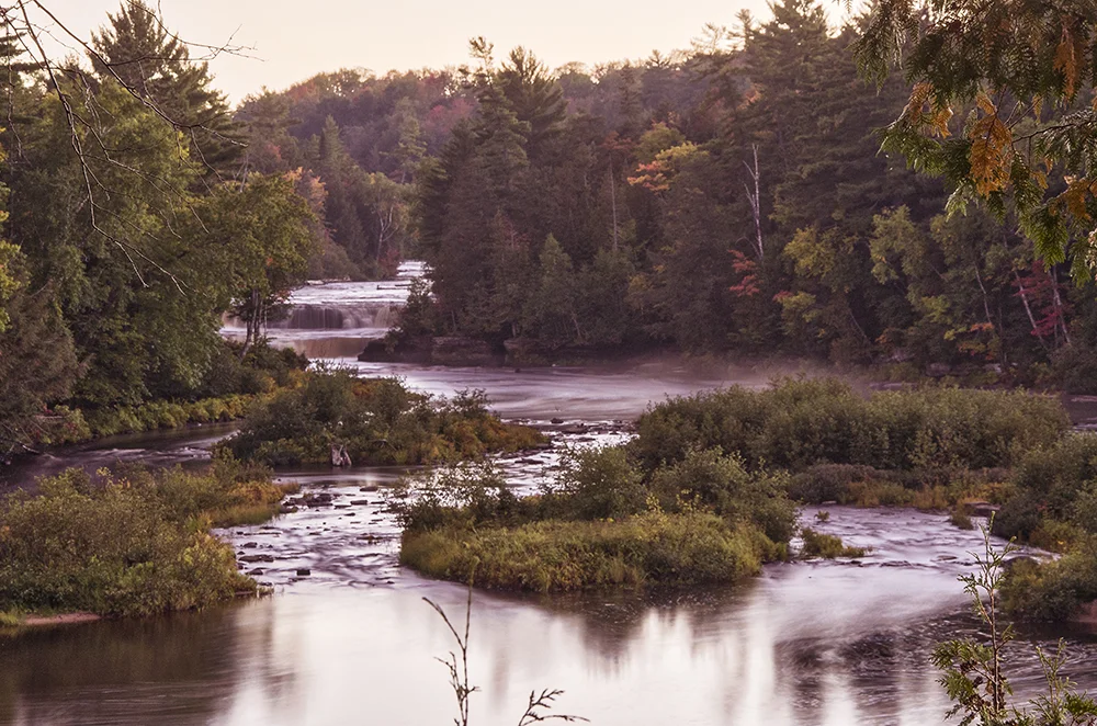 Tahquamenon_LowerFalls_HDR_02_Flat.jpg