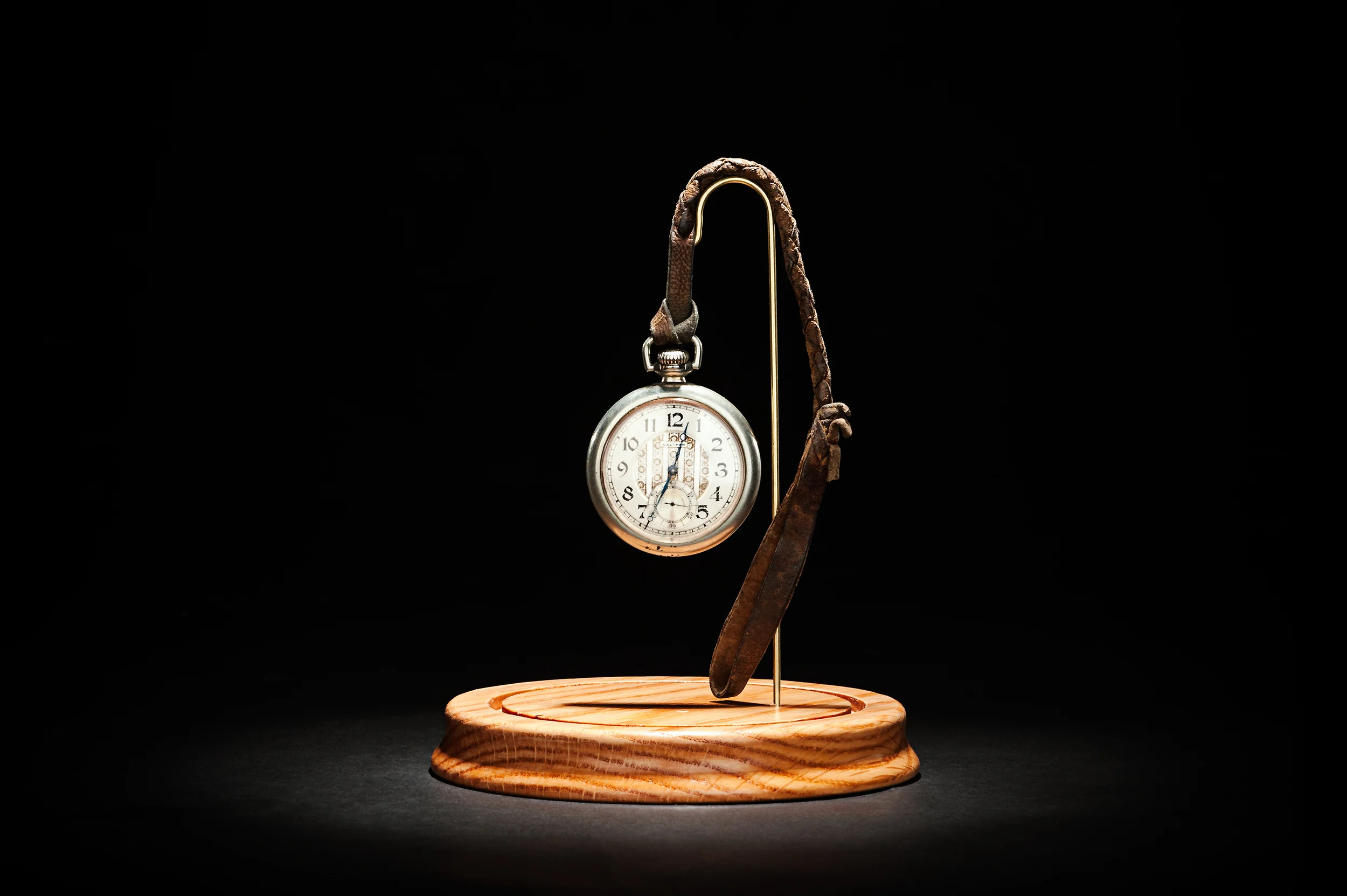 Watch_02_02.jpg