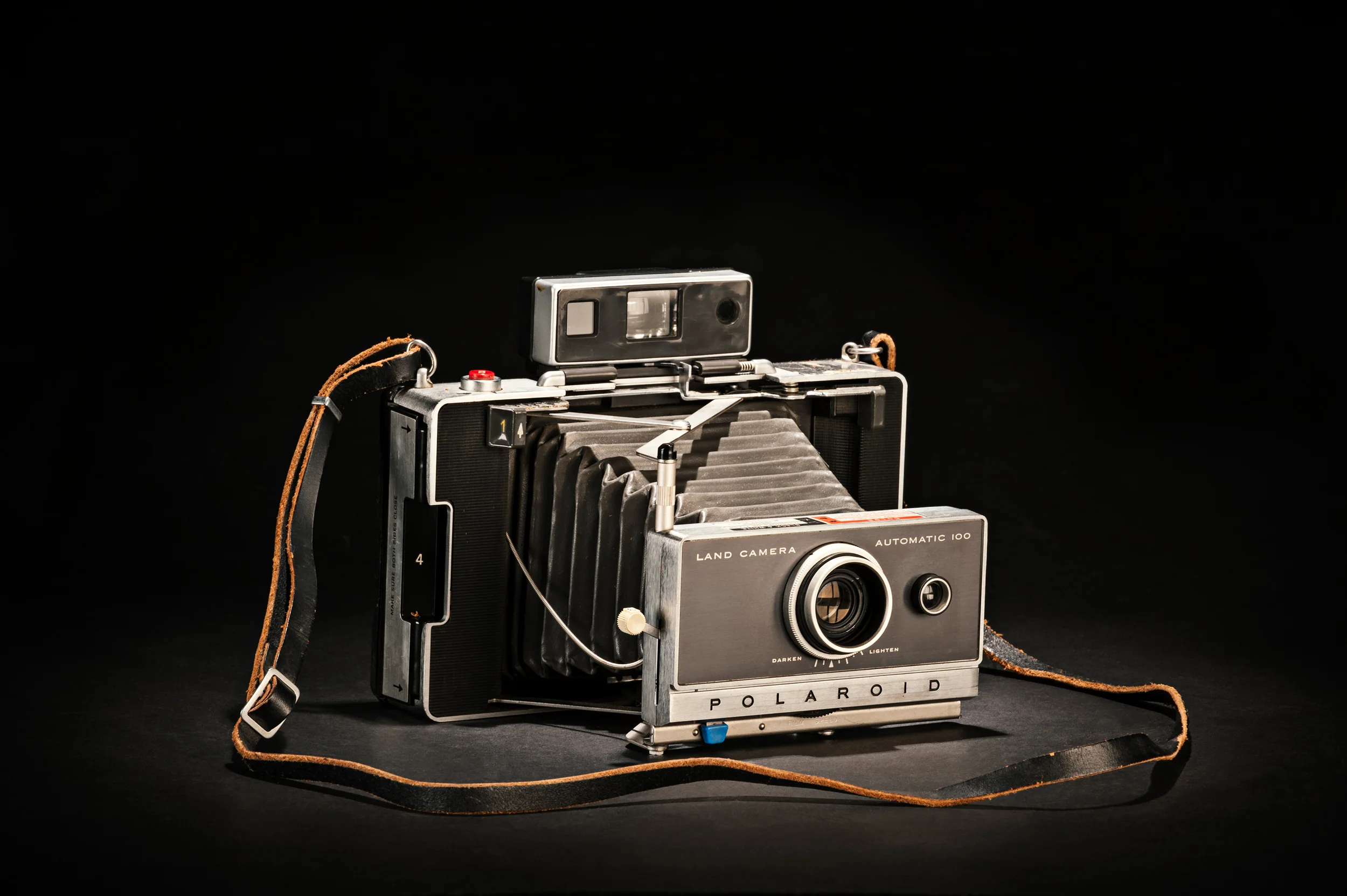 PolaroidLandCamera_01_01.jpg