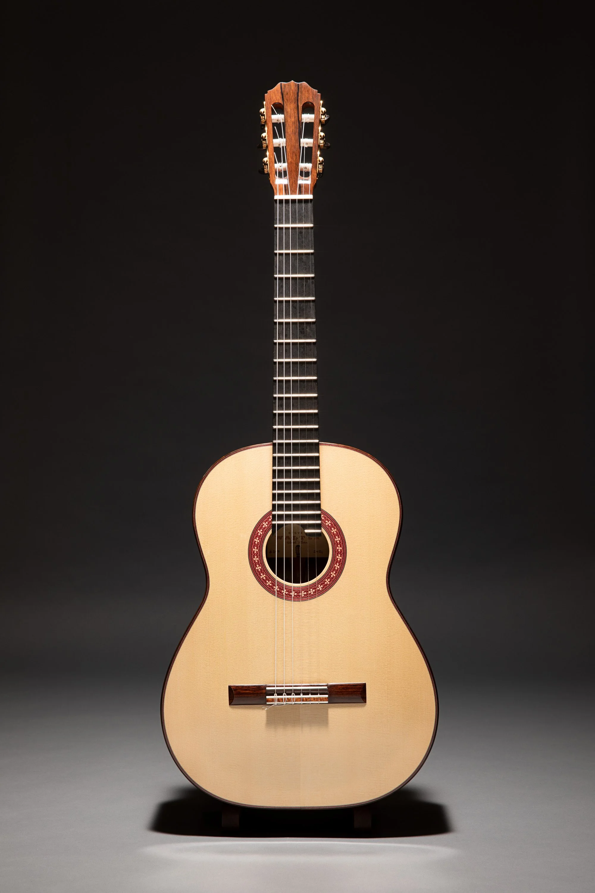 21-008_SWG_Guitar297_Full-01.jpg