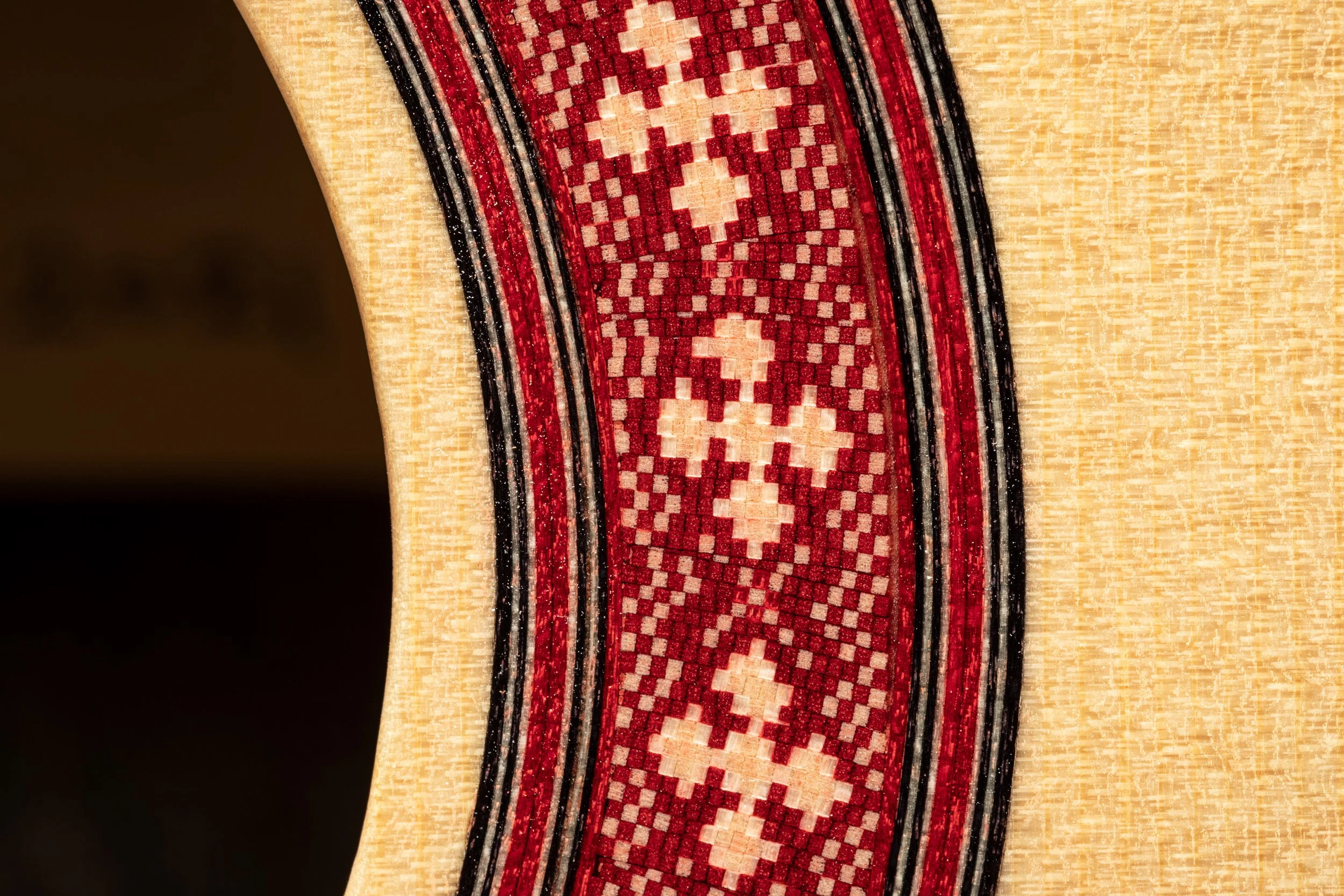 21-008_SWG_Guitar297_Detail-06.jpg