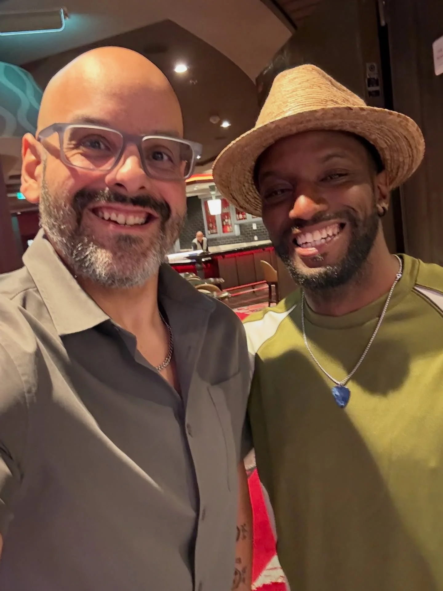 After years of working and traveling, it&rsquo;s good to finally bump into the one and only @jthenomadofficial. His travel blog is S-tier, so make sure you follow &amp; subscribe to it. 💪🏽🔥 🚢