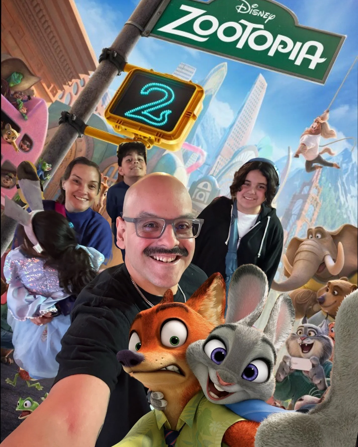 What a great time at the movies yesterday with the ENTIRE family. We all absolutely LOVED #Zootopia2. Easily the best #Disney movie in the last 5 years, so yeah, it will be on my top 10 list of the year, for sure. 💪🏽🔥🫶🏽 
&bull;
#SaenzPartyOfFive