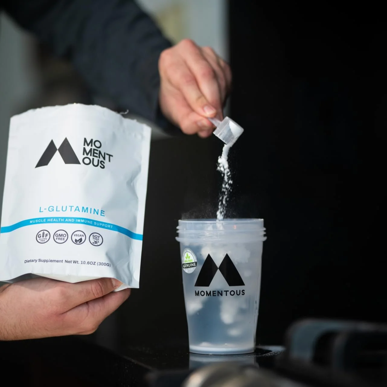 Scoop of L-Glutamine powder