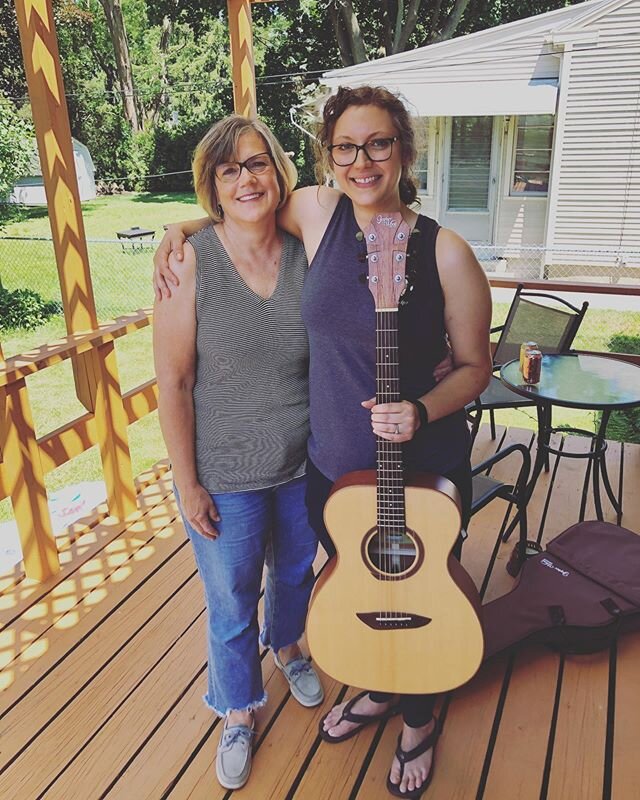 Another guitar was placed this week! This one was one of our most favorite to give away ever. This is our dear friend, @hollykluge. She is such a gift and inspiration to us and our organization, an amazing example of perseverance, and faithfulness. T