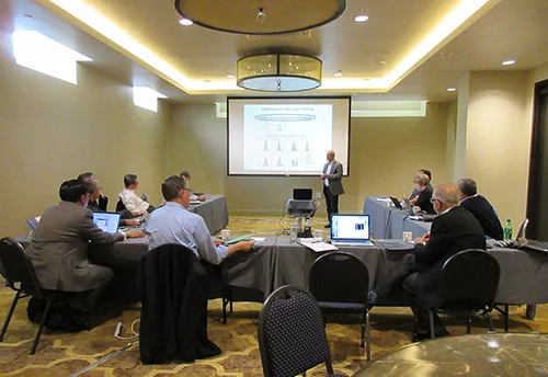 Ten gene therapy experts participate in an amfAR-sponsored think tank in Portland, OR.