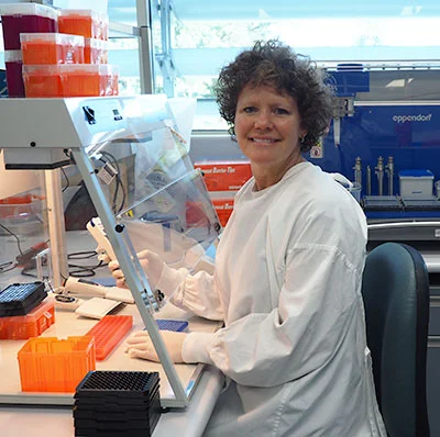 Dr. Sarah Palmer