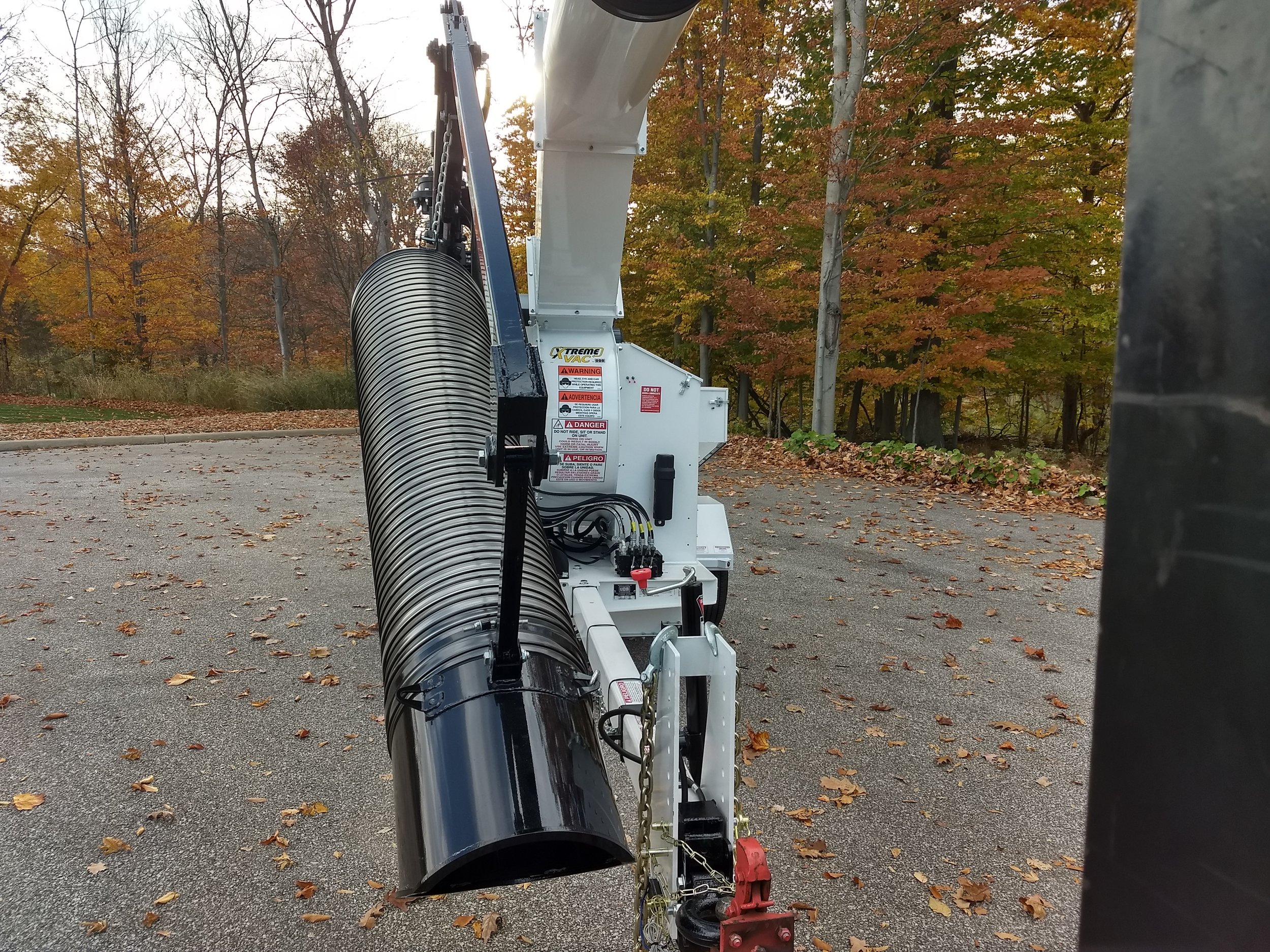 168439 Extreme Vac ODB LCT 600 Trailer Leaf Vac — Best Equipment Co