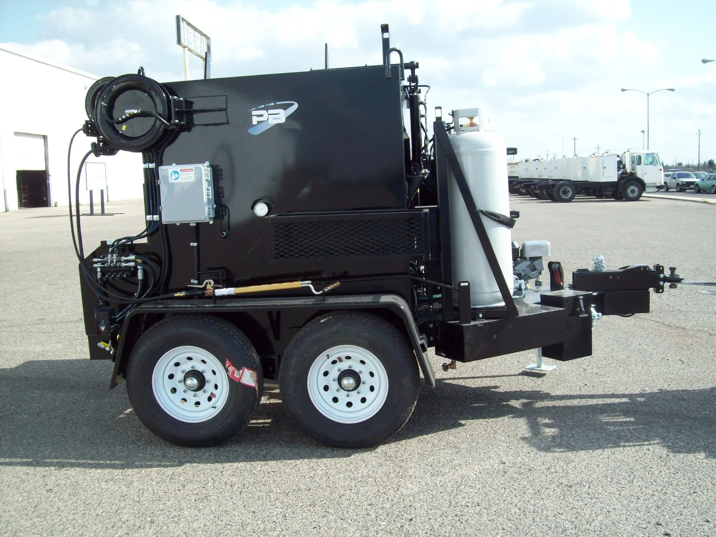 B-TRAILER-GALLERY-6P1799-scaled.jpg