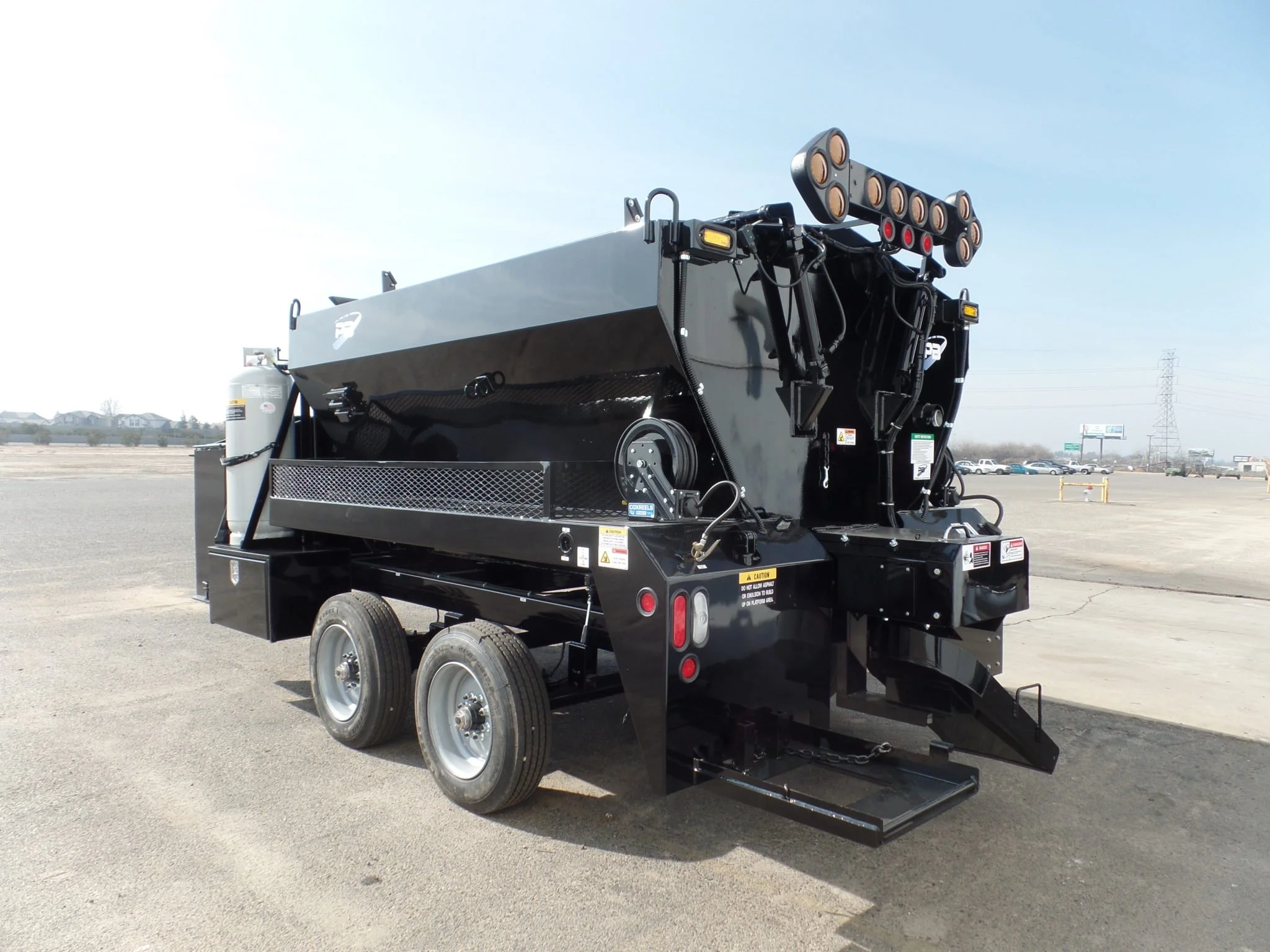 DA-SM-HL-Trailer-GALLERY-P2199-2048x1536.jpg