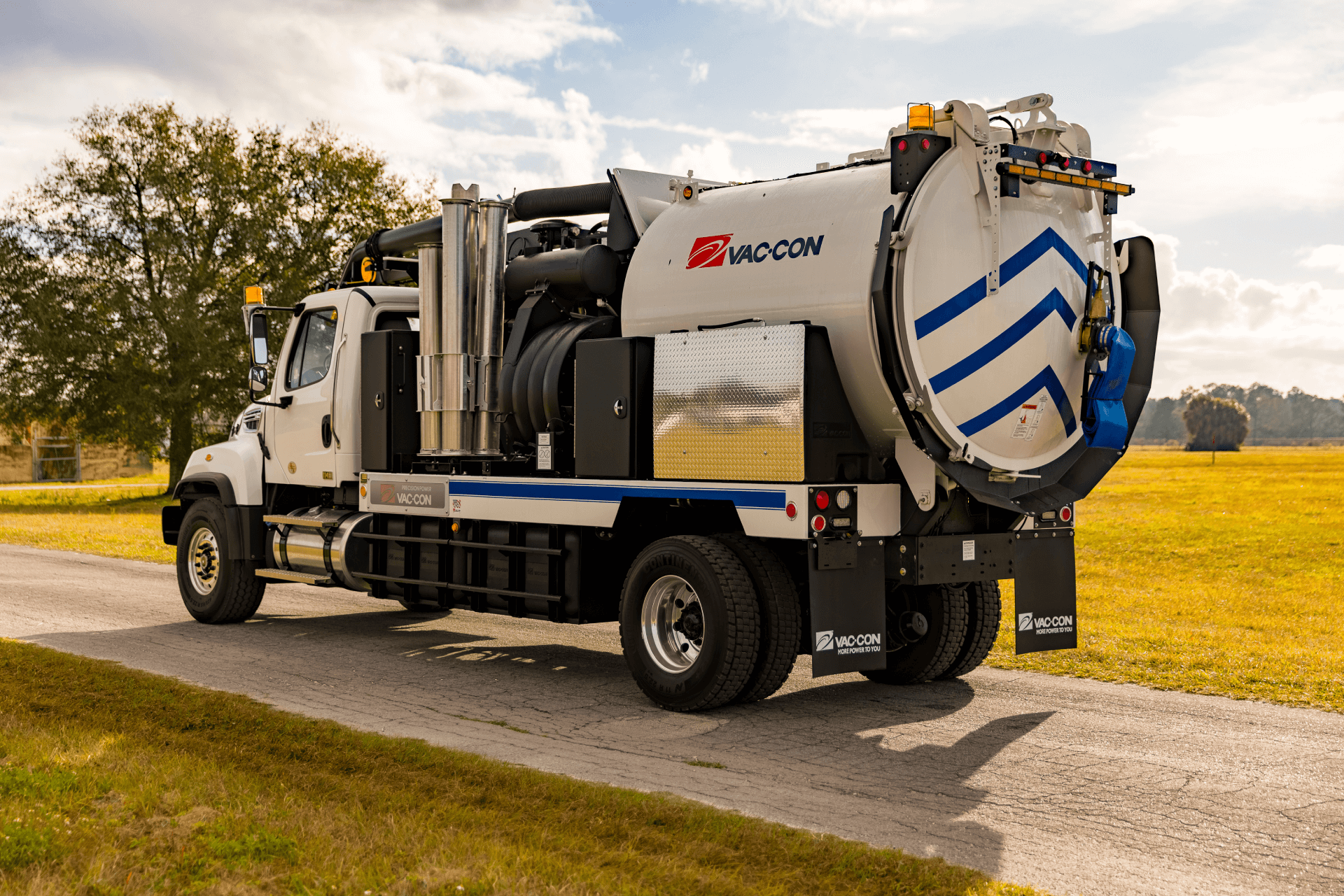 Vac-Con Hydro-Excavators | X-Cavator EXT, MXT & Mudslinger Trailers ...