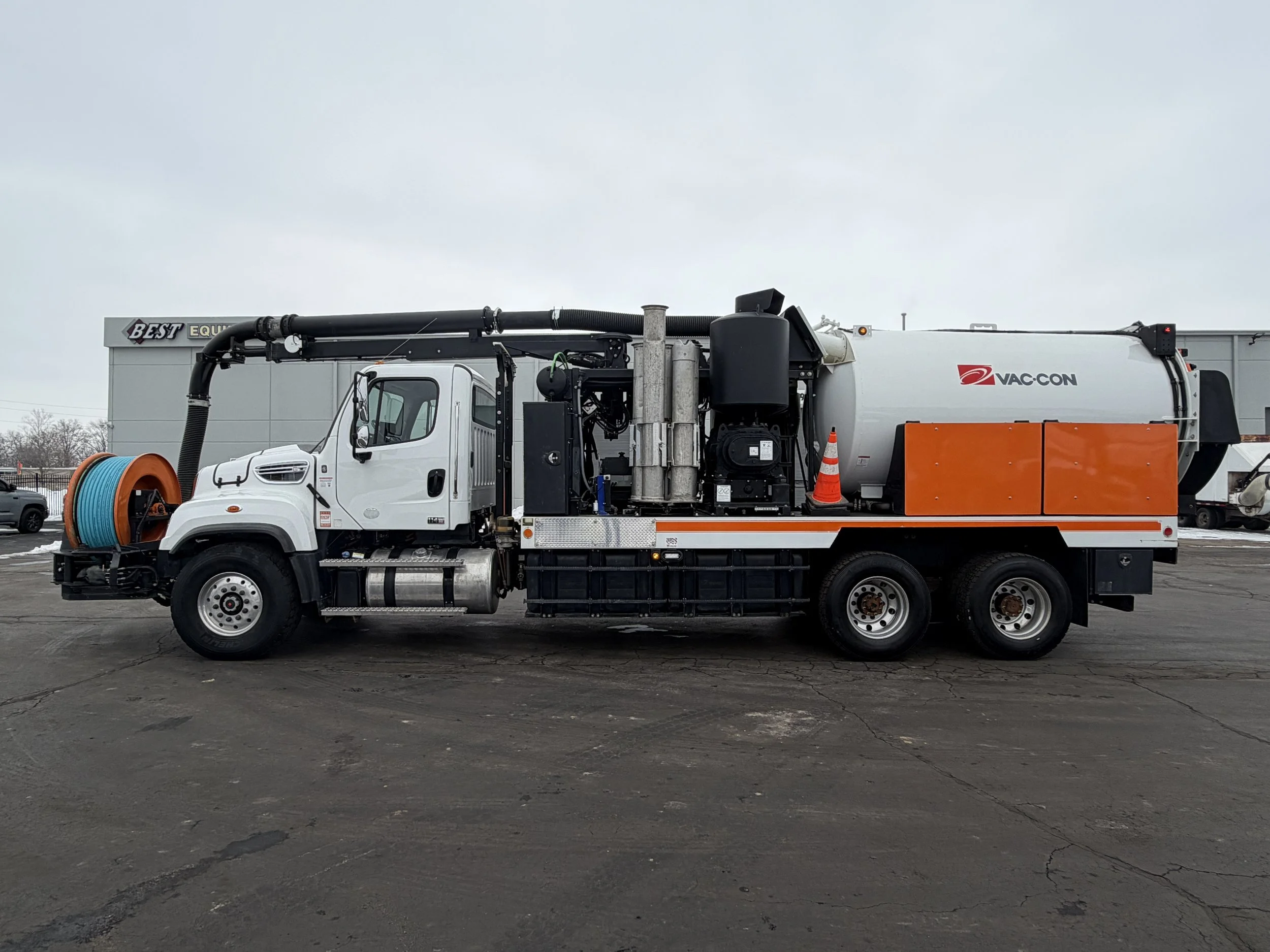 ID: NW3512 | Vac-Con VPD3612LHAEN on 2023 Freightliner 114SD