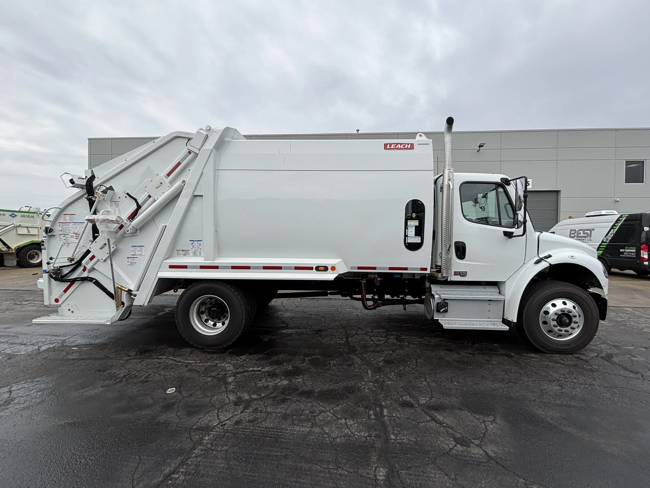 ID: WA6839 | LEACH 20YD Alpha-III ON 2025 Freightliner M2