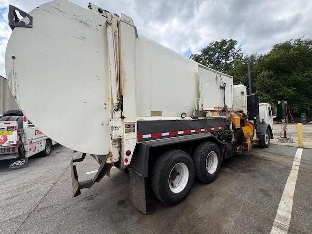 INCOMING! | ID: 001722 I Labrie 31yd Helping Hand on 2013 Mack LEU (CNG Unit)