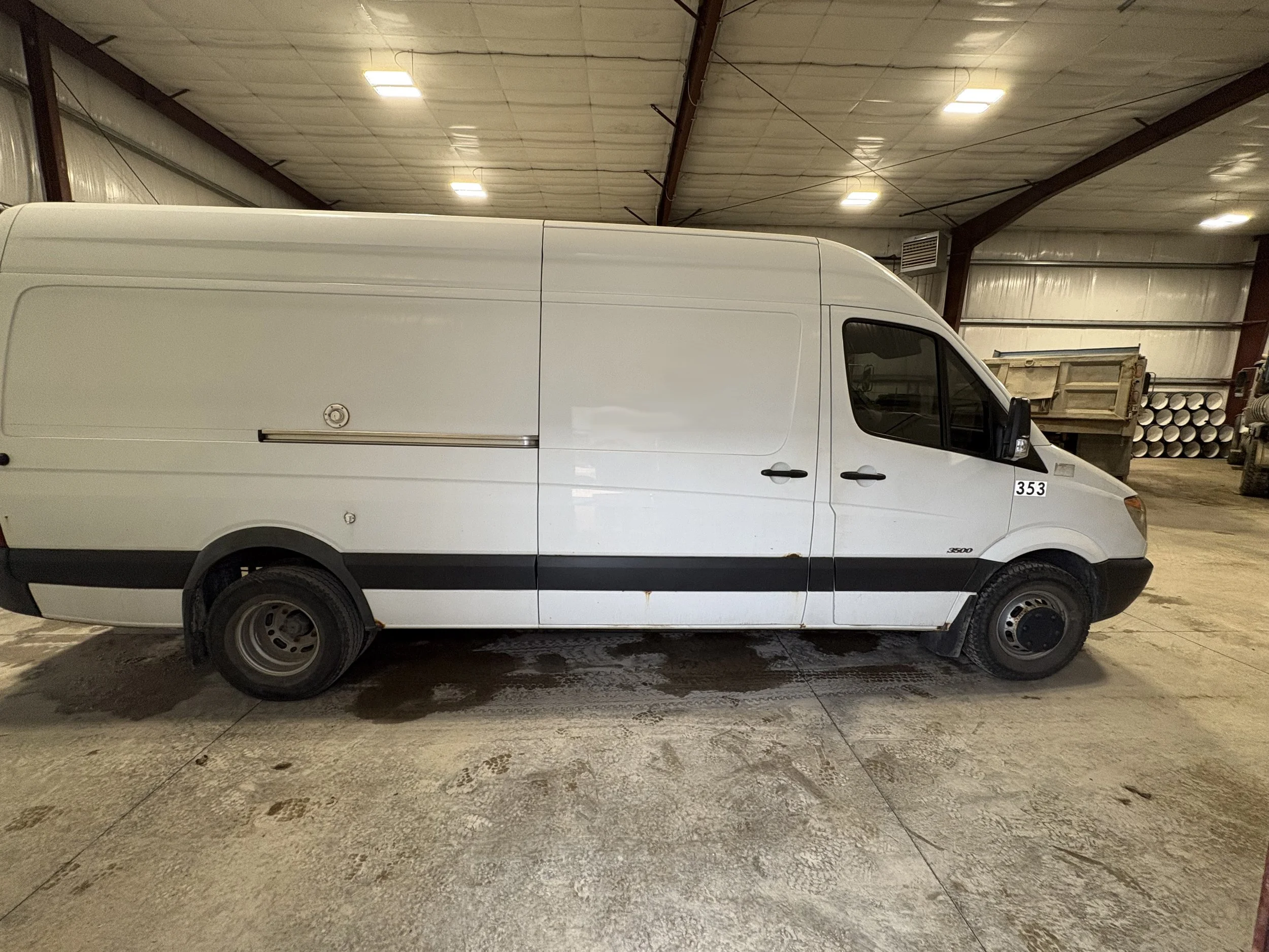 INCOMING! | ID: 192547 | 2007 Freightliner Sprinter Van w/Rovver X SD