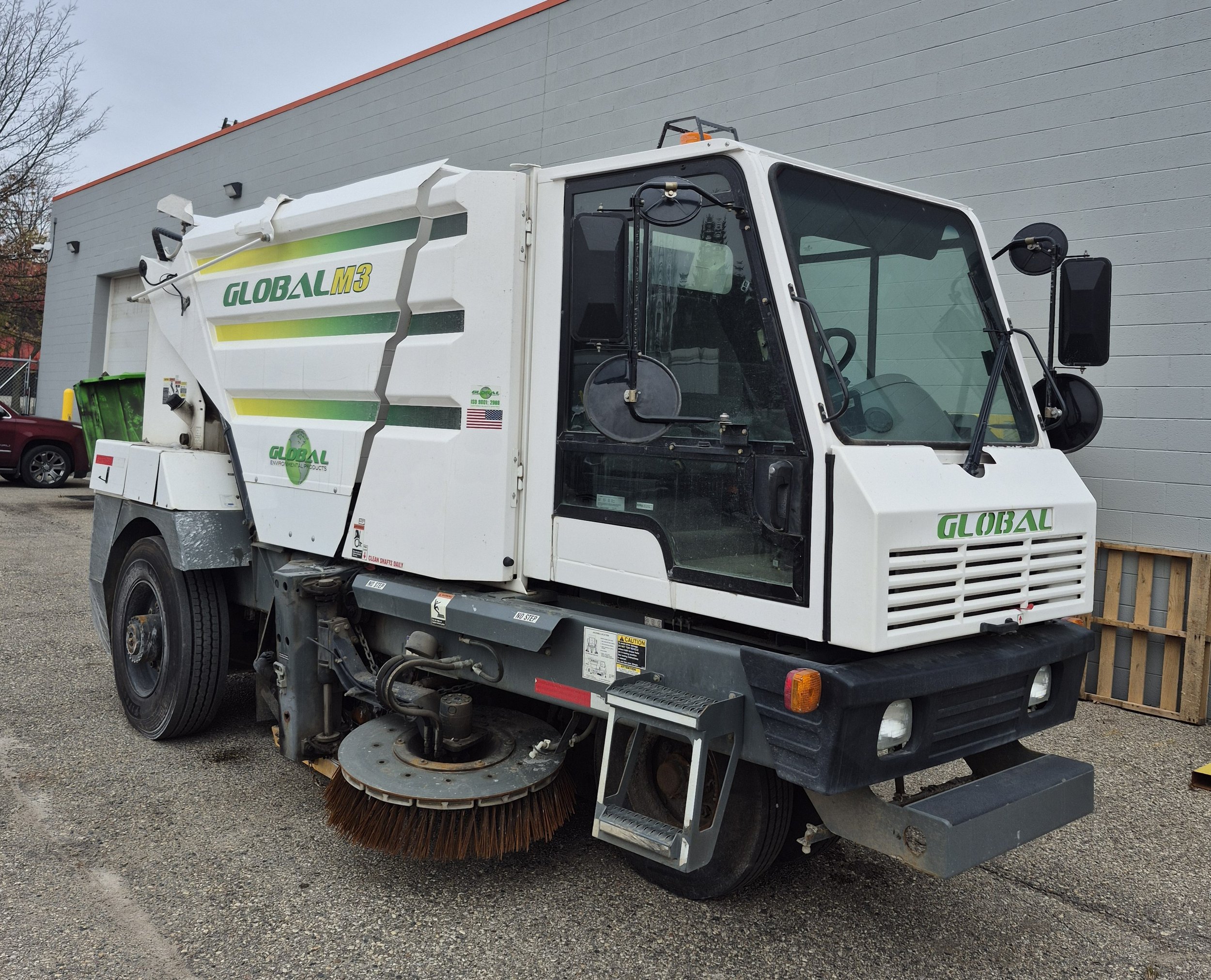 ID: 462025 | 2017 Global M3 Street Sweeper