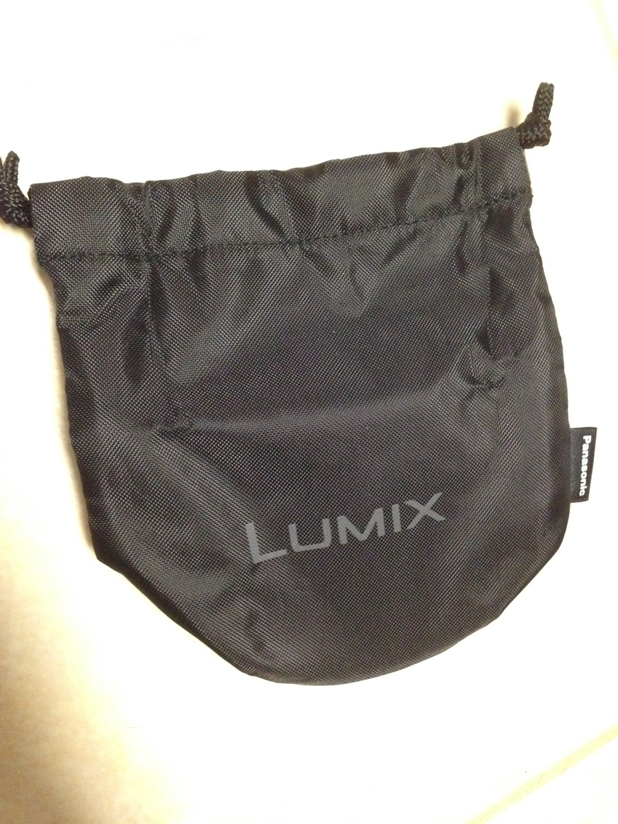 Along with a lens hood, the Nocticron came with a nifty lens pouch, too.