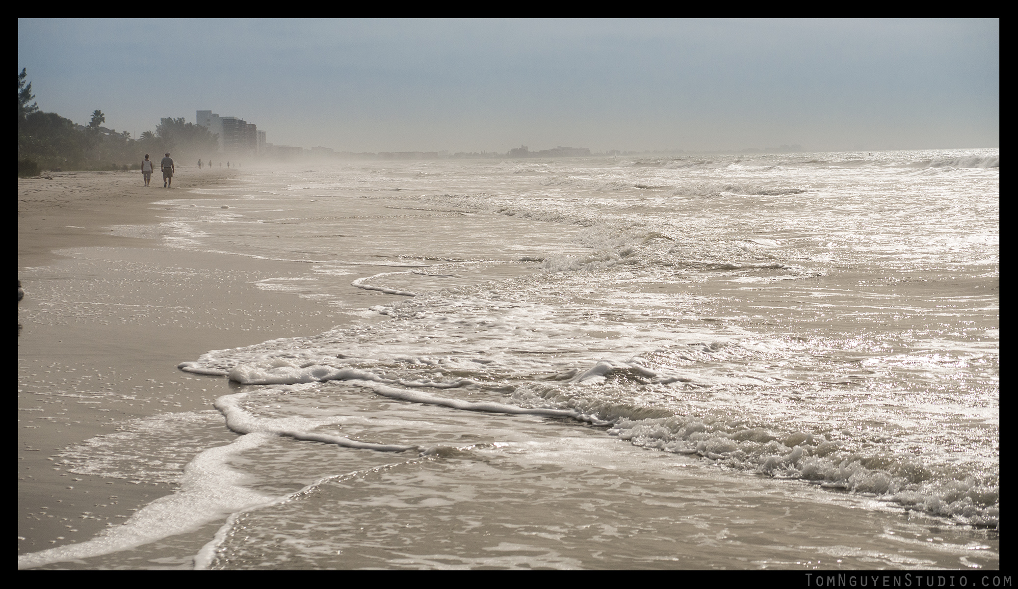 Panasonic G7 + 35-100mm/2.8 lens at f/5.0, 1/4000 second, ISO 200.