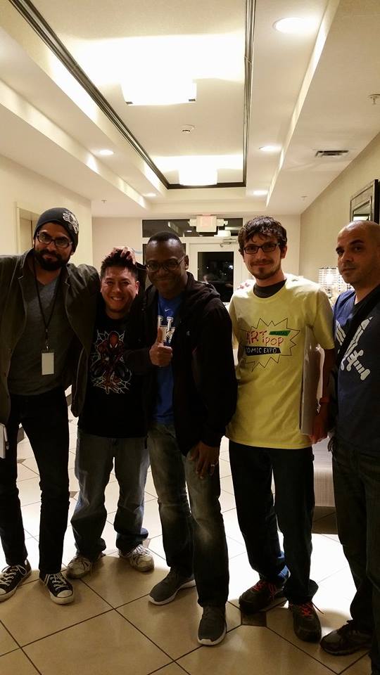 From left to right: filmmaker/animator Esteban Valdez ( Echo Bridge Pictures ), me, artist Lorezo Lizana , show volunteer Ian Thomas, and artist Kenneth Rocafort 