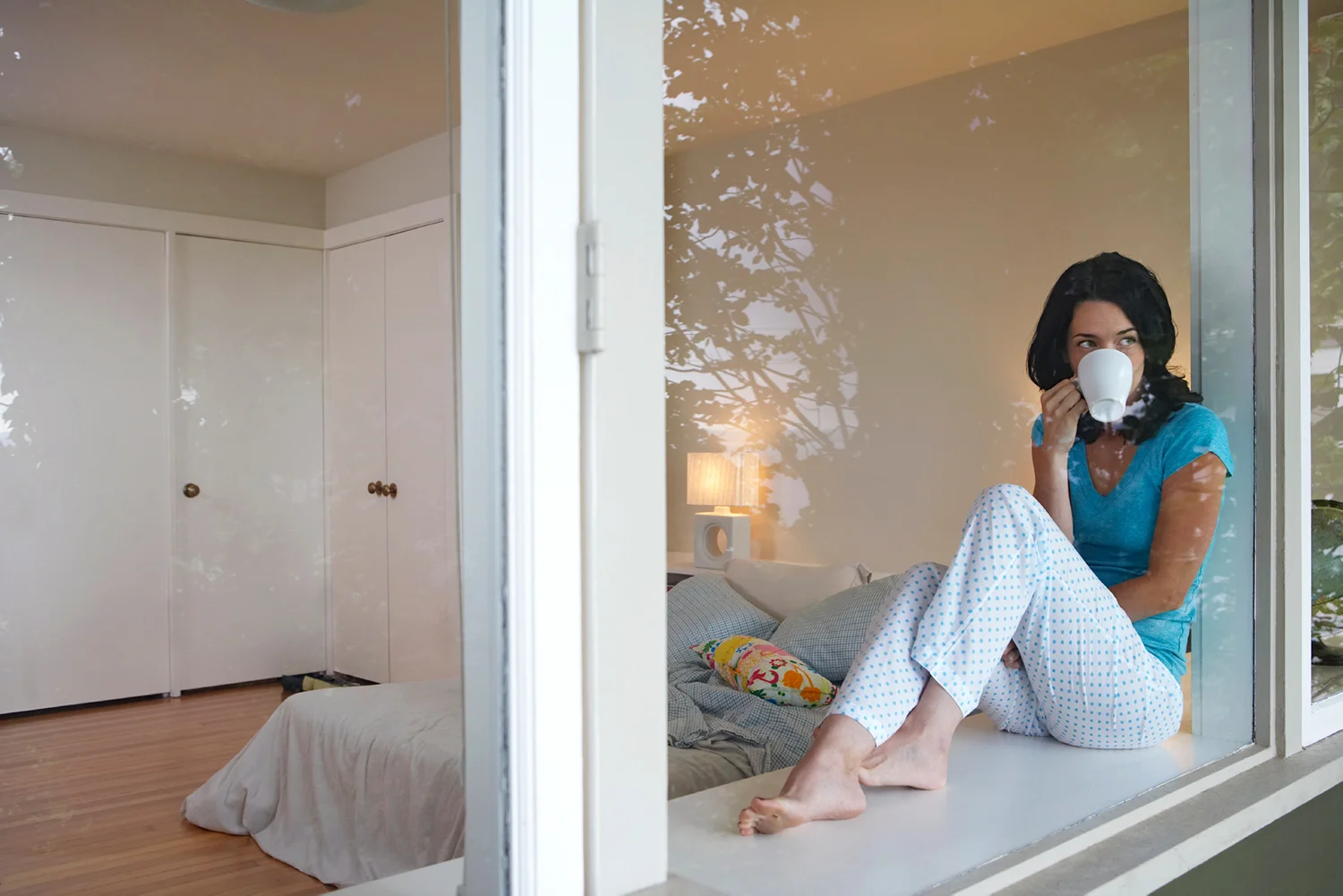 woman_in_window.jpg