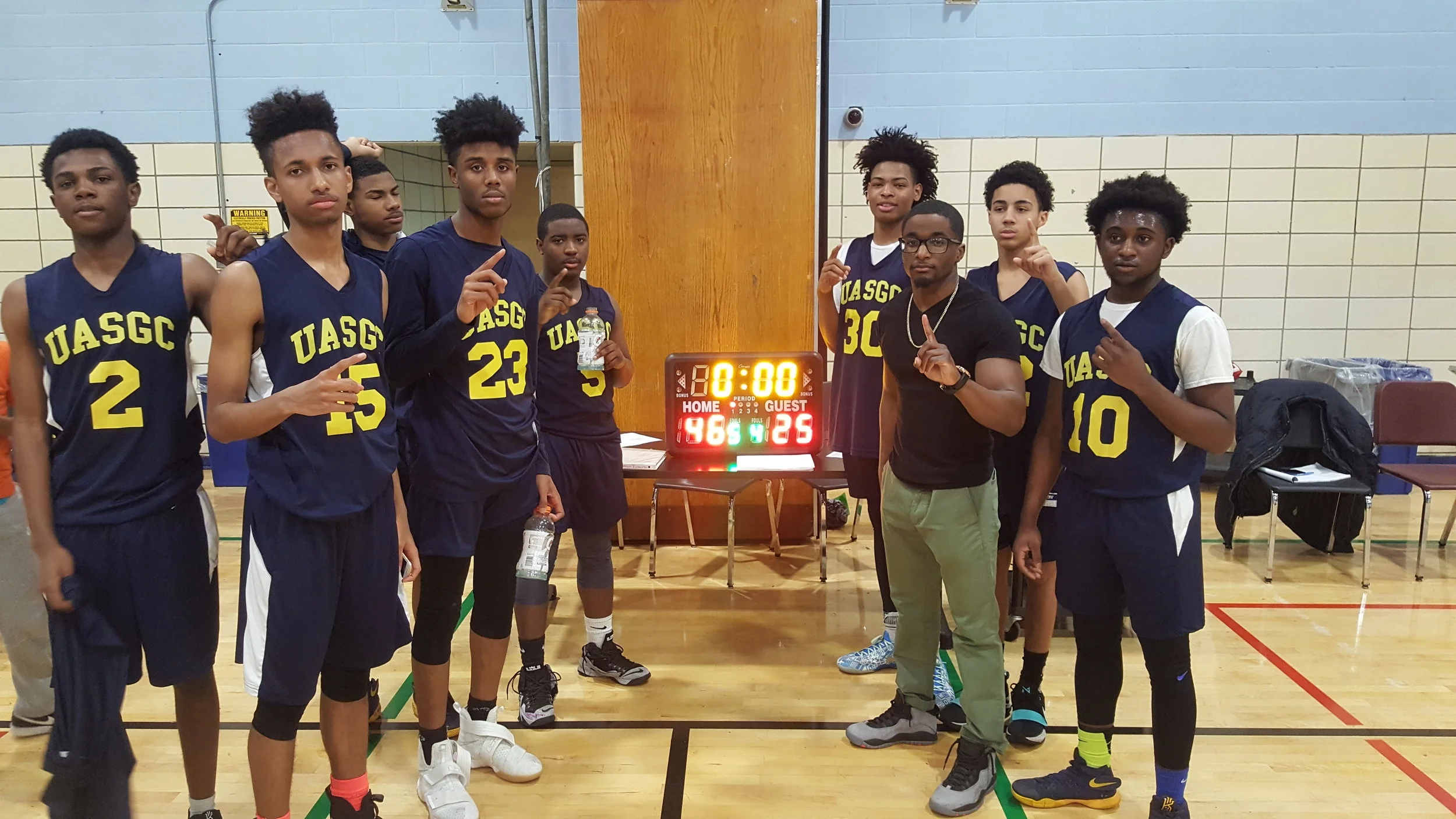 basketball team2.jpg