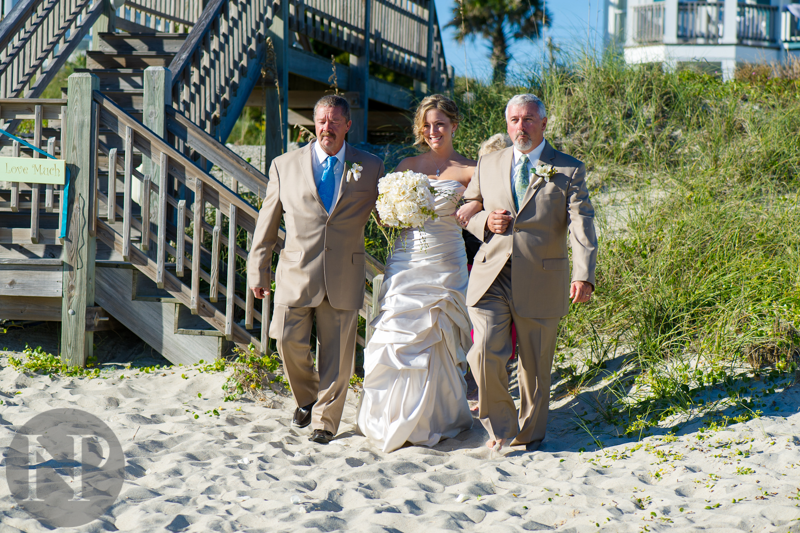 wedding photography dc photographer - district of columbia photography weddingphoto 2012_ denis kaleigh - north carolina - emerald isle - destination wedding-28.jpg