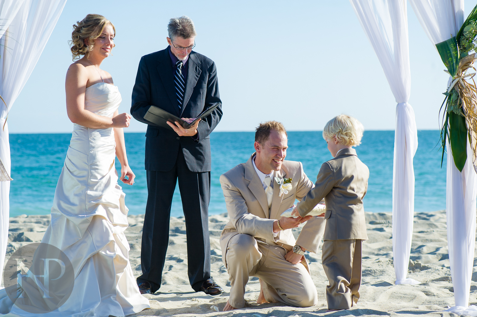 wedding photography dc photographer - district of columbia photography weddingphoto 2012_ denis kaleigh - north carolina - emerald isle - destination wedding-32.jpg