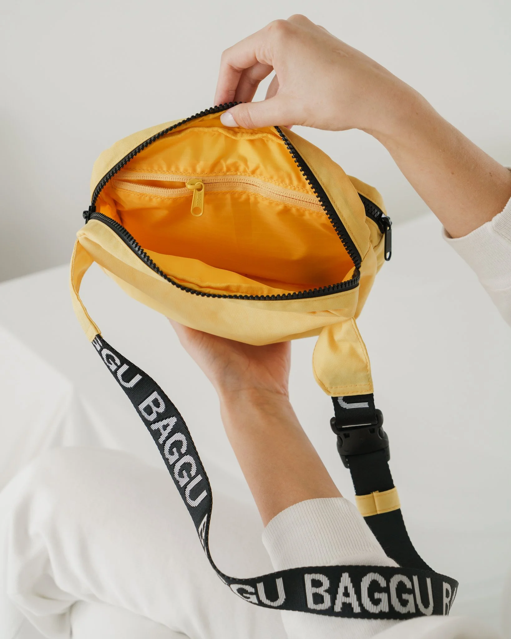 Fanny_Pack_Heavyweight_Marigold-05_2048x2048.jpg