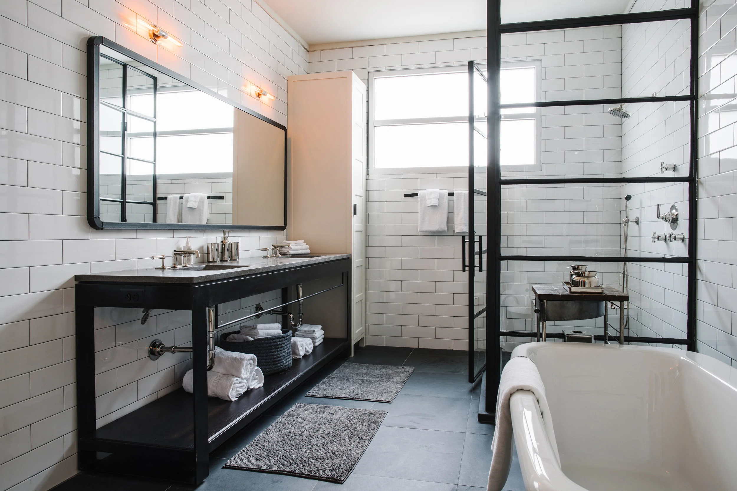 Epple Residence | Smith Hanes. master bath